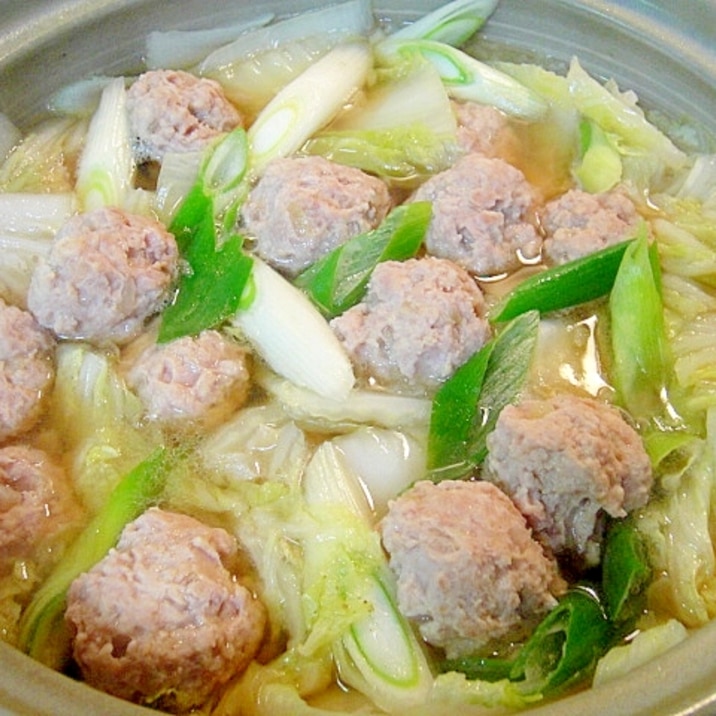 肉団子と白菜の鍋 レシピ 作り方 By Mint74 楽天レシピ 肉団子と白菜の鍋 レシピ 作り方 By Mint74 楽天レシピ